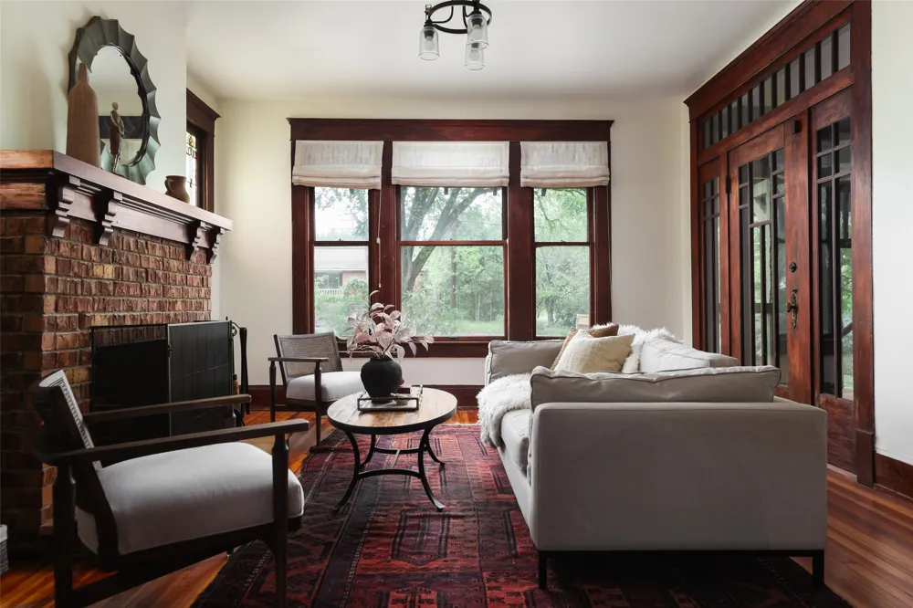 1917 Miles Avenue Austin, TX 78745