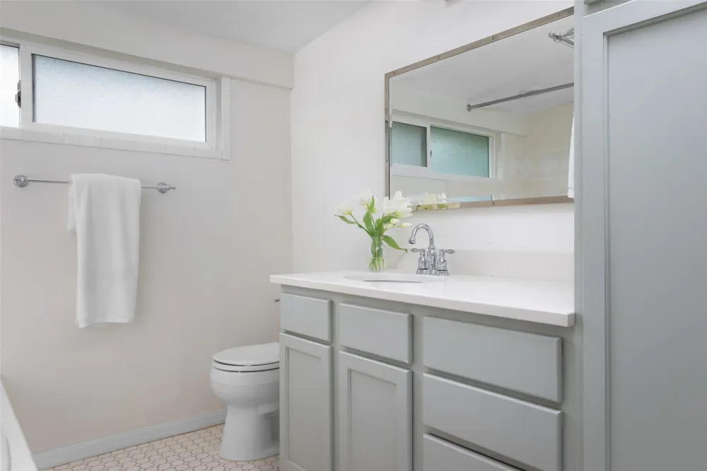 1917 Miles Avenue Austin, TX 78745