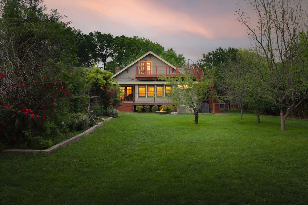1917 Miles Avenue Austin, TX 78745