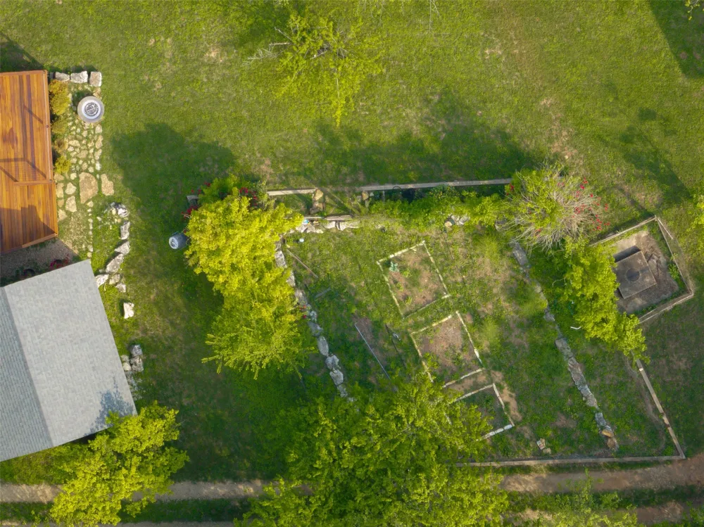 1917 Miles Avenue Austin, TX 78745