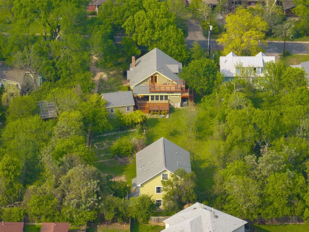 1917 Miles Avenue Austin, TX 78745