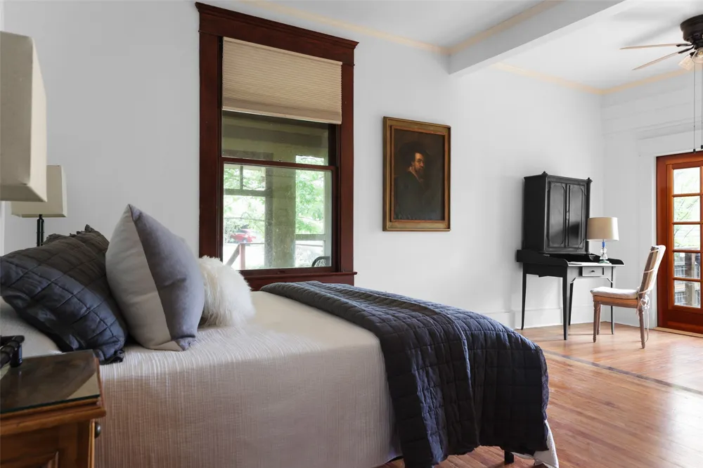 1917 Miles Avenue Austin, TX 78745