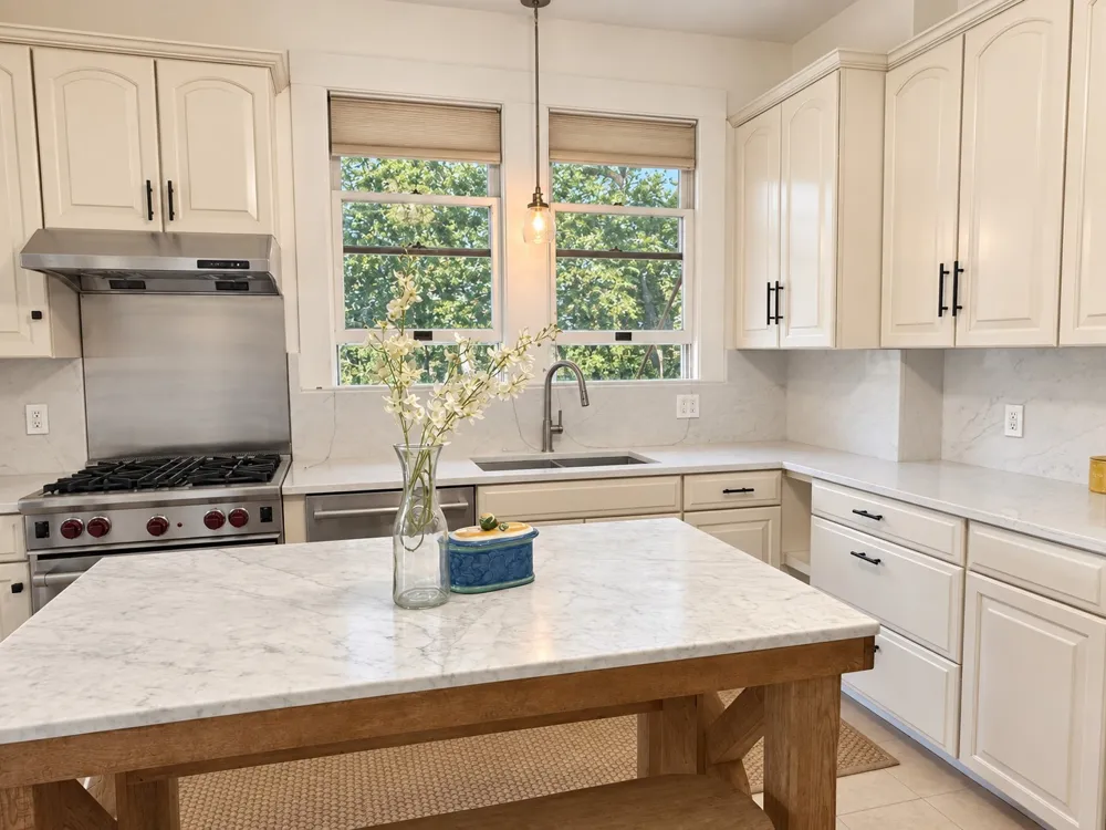 1917 Miles Avenue Austin, TX 78745