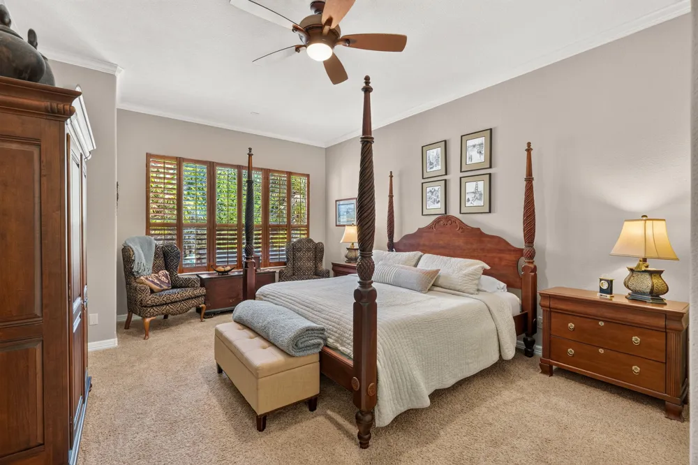 16 Swiftwater Trail The Hills, TX 78738