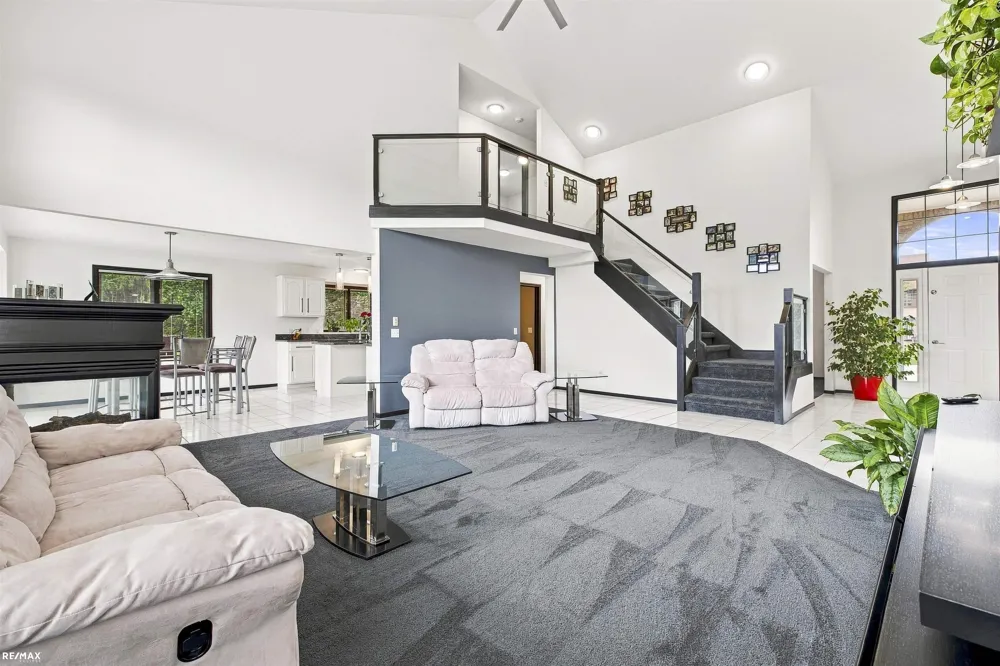 47042 Willingham Way Shelby Charter Township, MI 48315