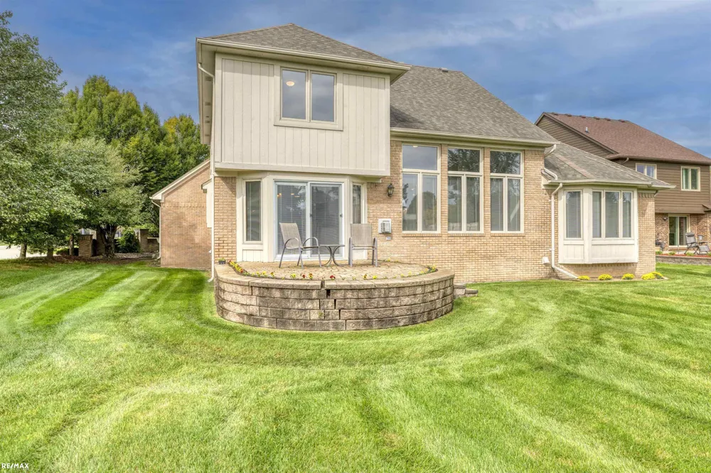 47042 Willingham Way Shelby Charter Township, MI 48315