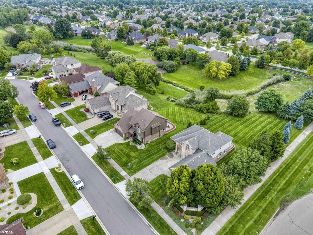47042 Willingham Way Shelby Charter Township, MI 48315