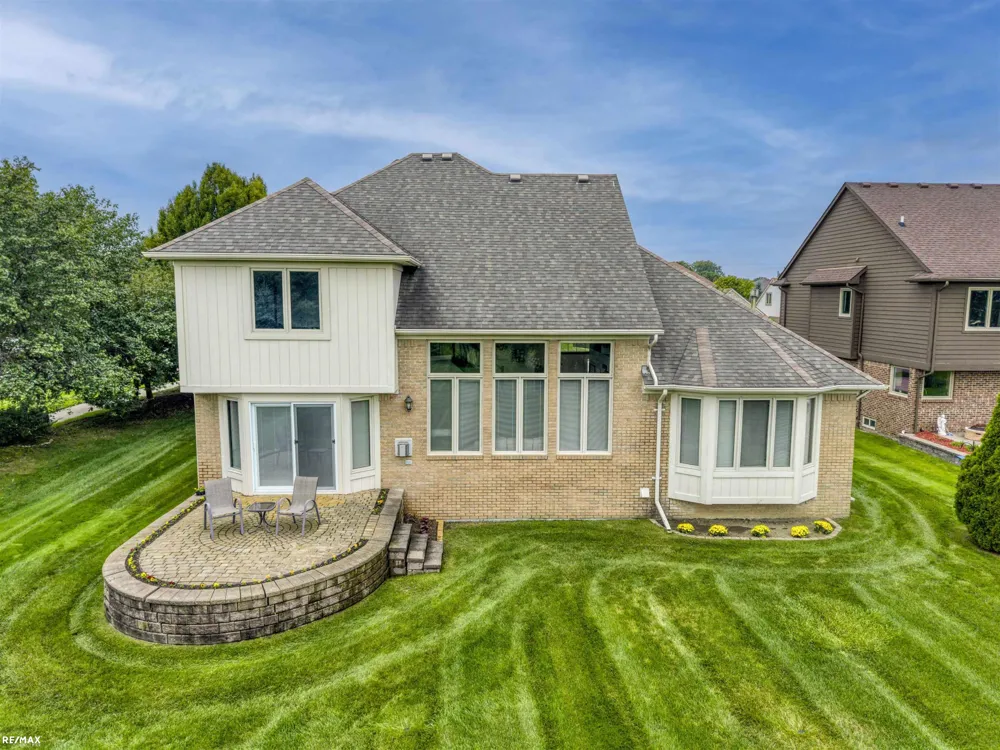 47042 Willingham Way Shelby Charter Township, MI 48315