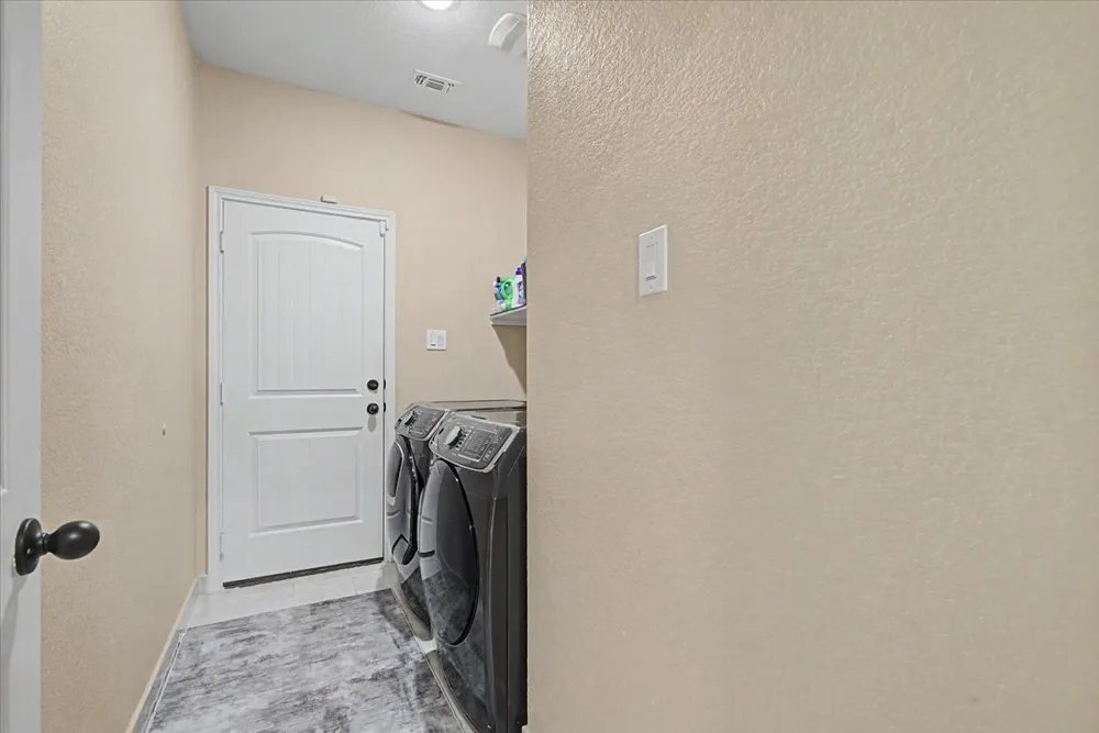 14121 James Garfield Street Manor, TX 78653