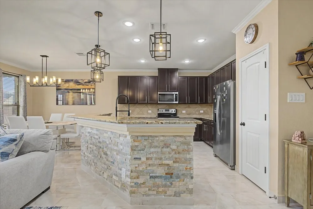 14121 James Garfield Street Manor, TX 78653
