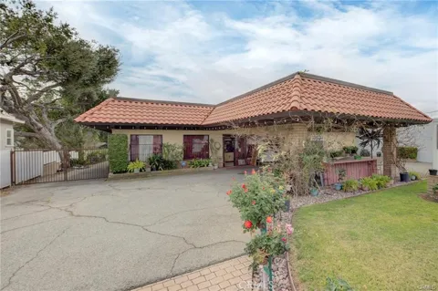 340 W Foothill