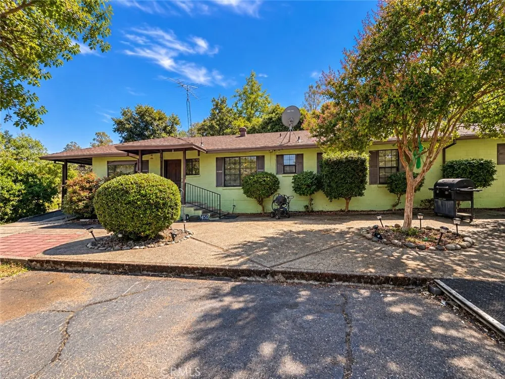 450 Oakvale Oroville, CA 95966