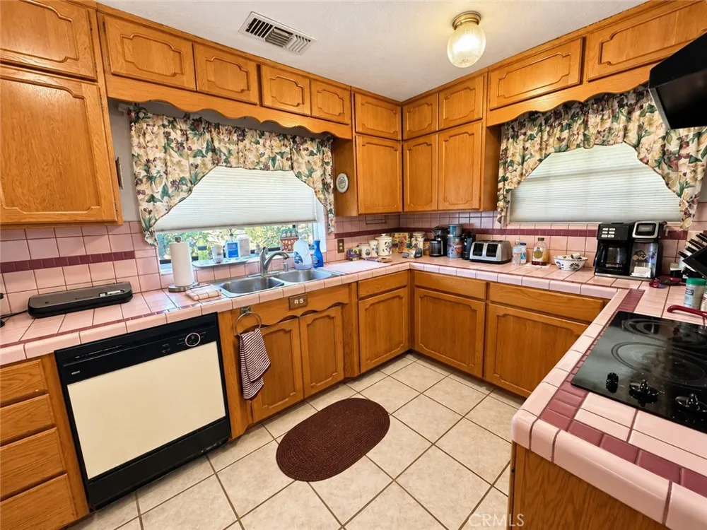 450 Oakvale Oroville, CA 95966