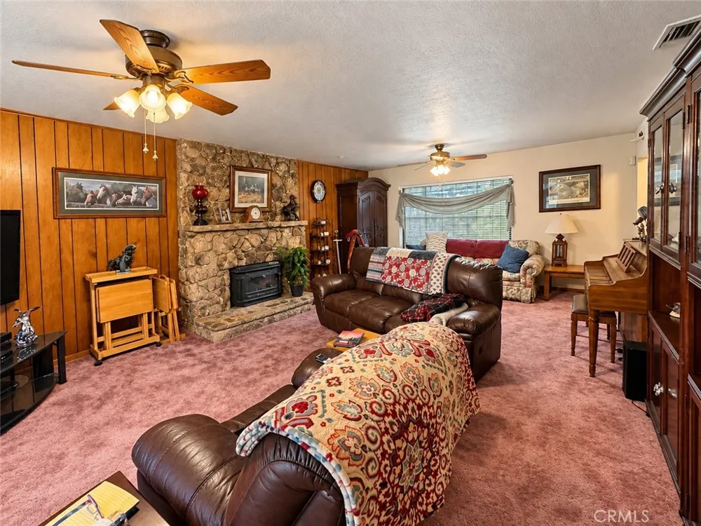 450 Oakvale Oroville, CA 95966