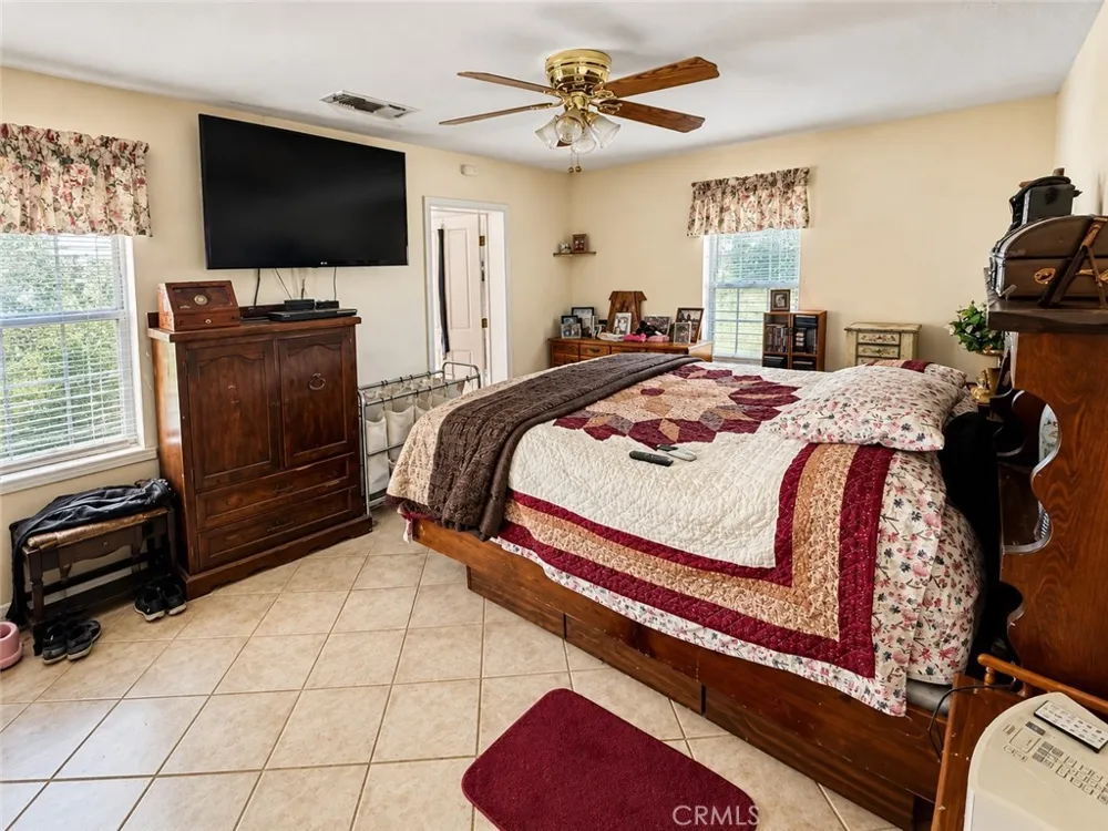 450 Oakvale Oroville, CA 95966
