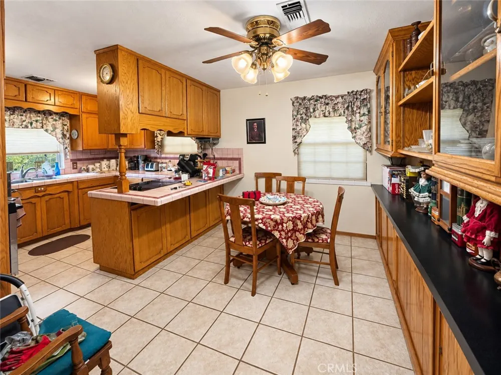 450 Oakvale Oroville, CA 95966