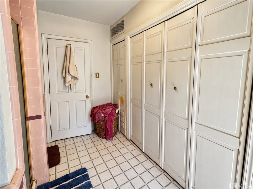 450 Oakvale Oroville, CA 95966