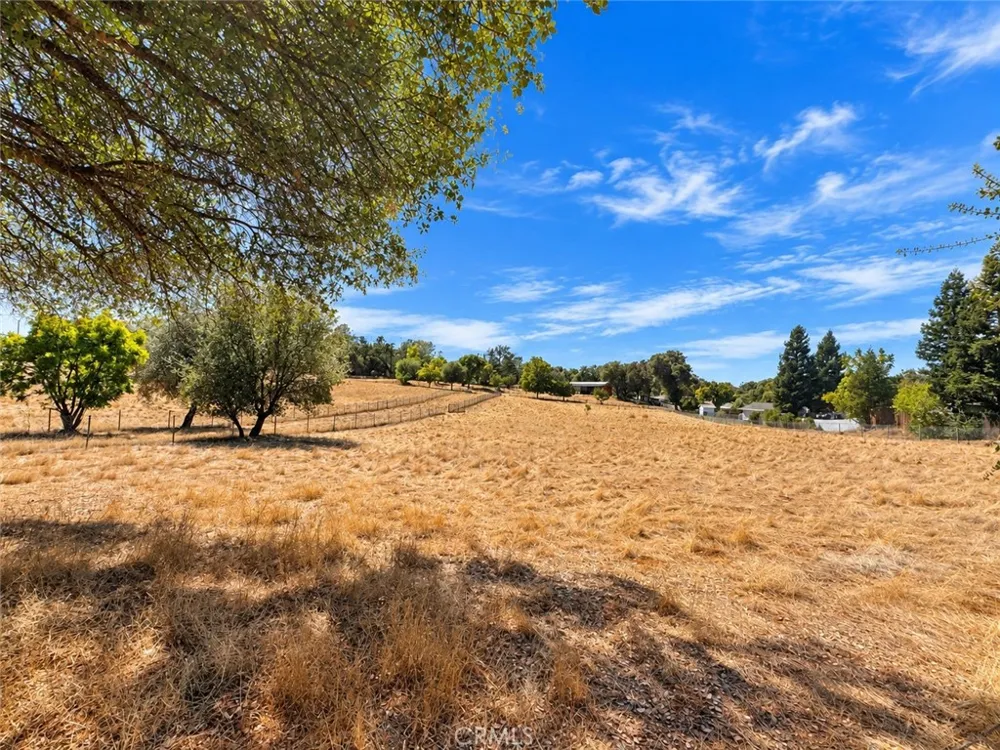 450 Oakvale Oroville, CA 95966