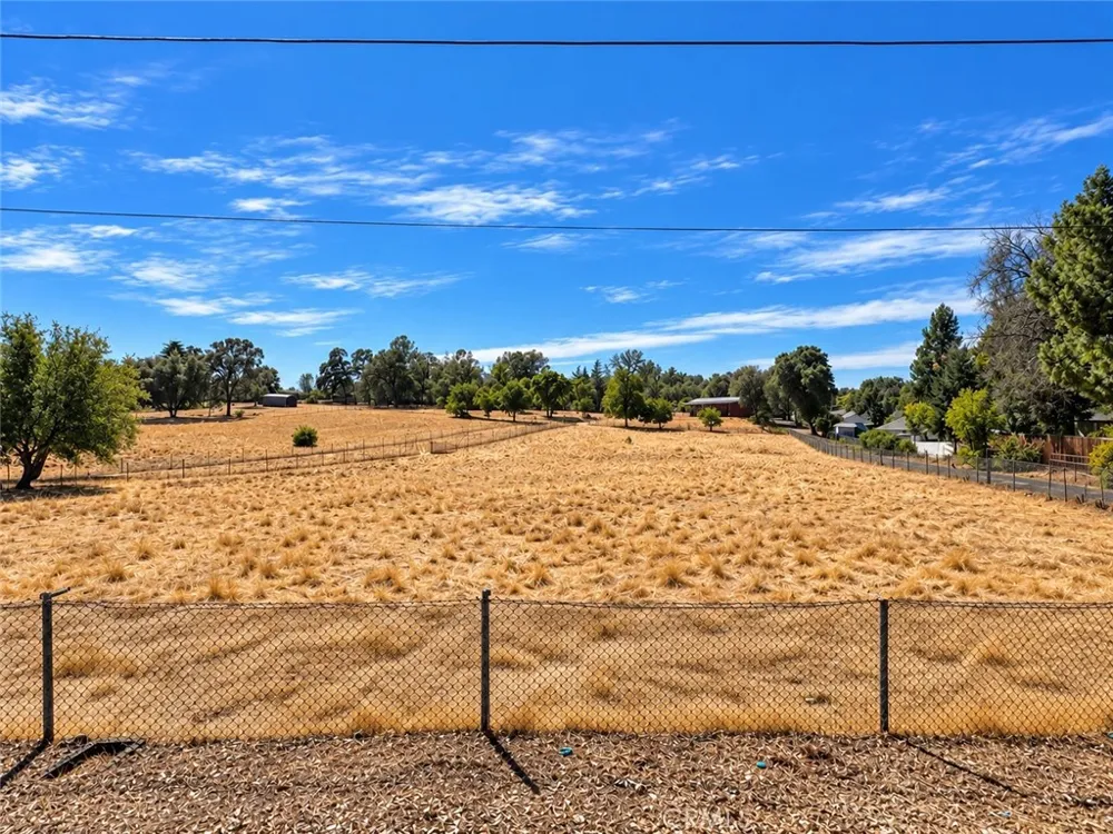 450 Oakvale Oroville, CA 95966