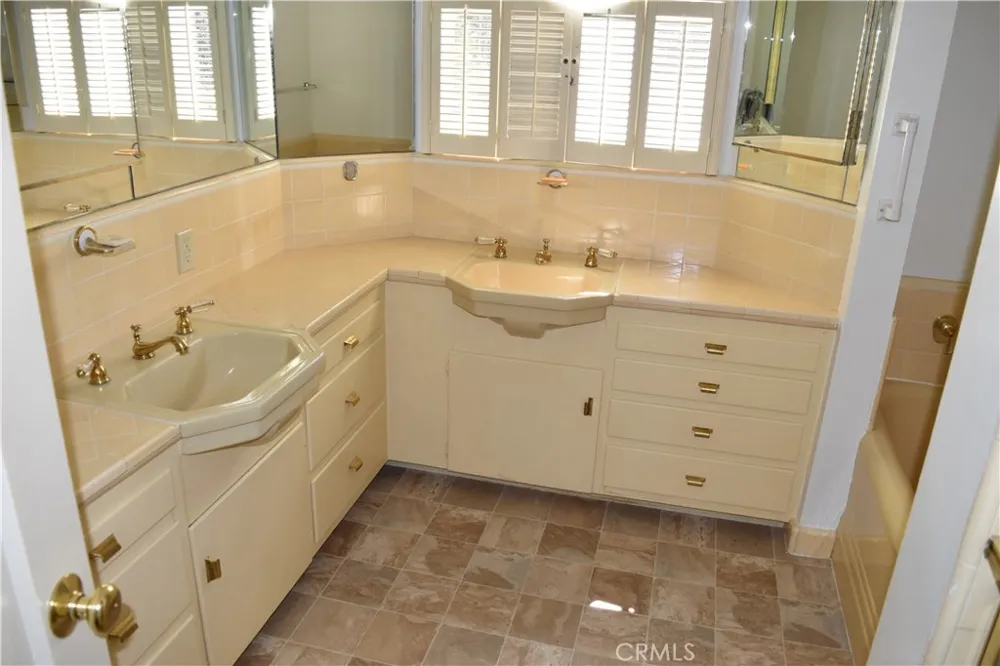 1620 Melwood Drive Glendale, CA 91207