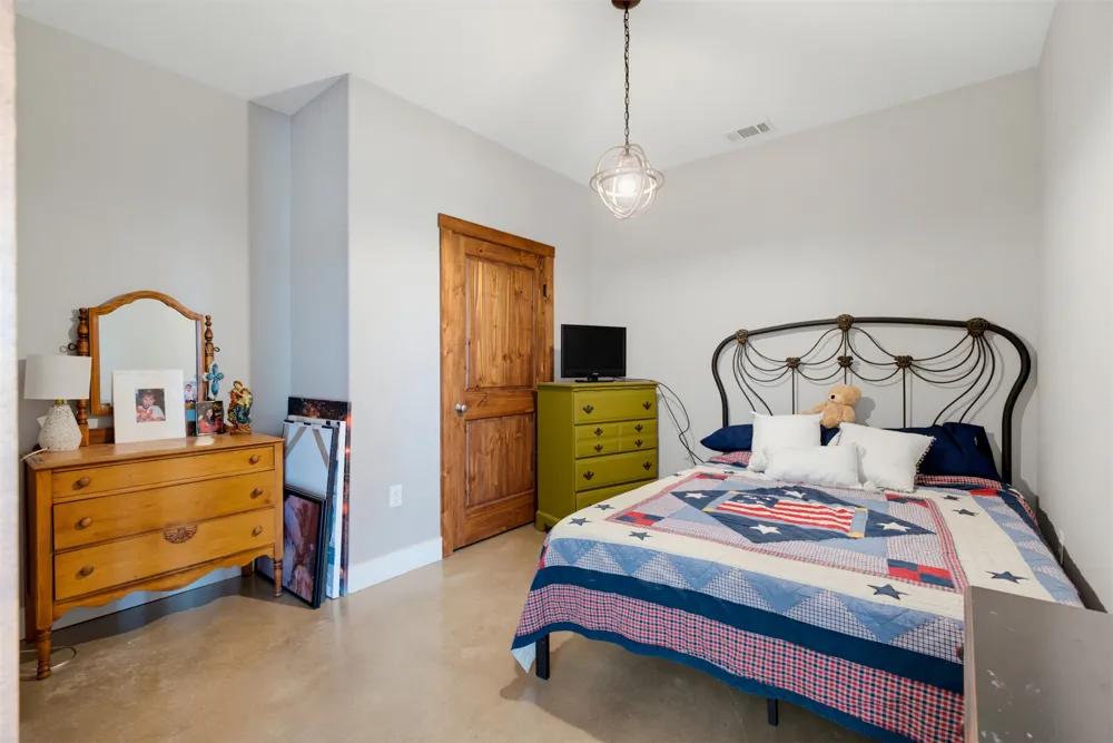 16905 Fm 112 Thrall, TX 76578