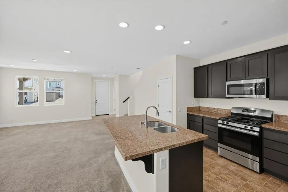 1137 Fox Field Lane Santa Maria, CA 93458