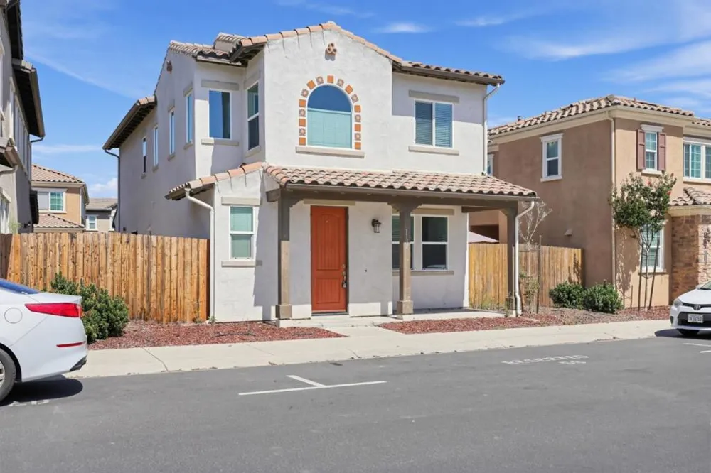 1137 Fox Field Lane Santa Maria, CA 93458