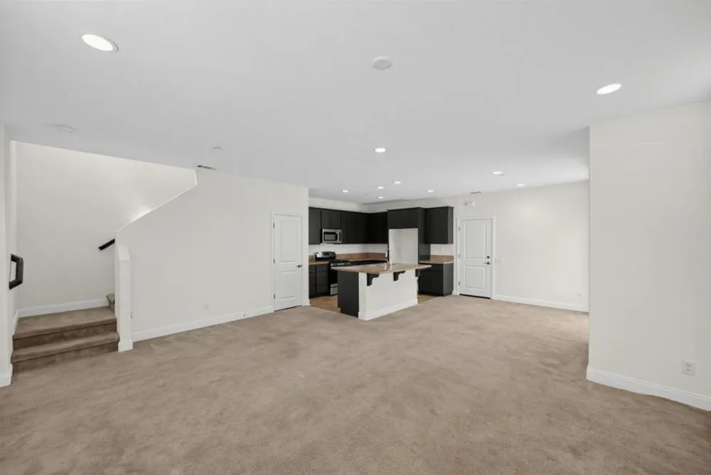 1137 Fox Field Lane Santa Maria, CA 93458