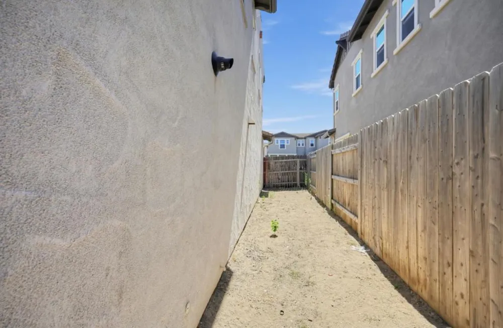 1137 Fox Field Lane Santa Maria, CA 93458