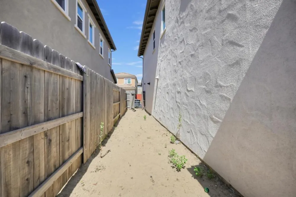 1137 Fox Field Lane Santa Maria, CA 93458