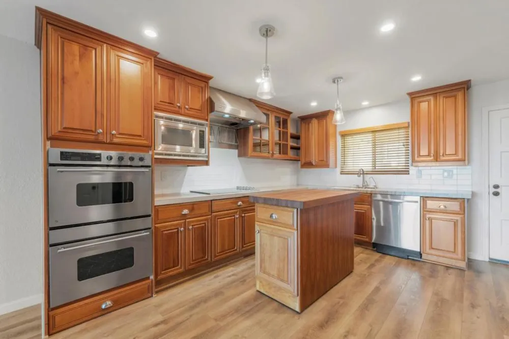 250 Forest Ridge Road #42 Monterey, CA 93940
