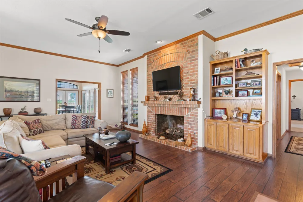 600 County Rd 447 Road Taylor, TX 76574
