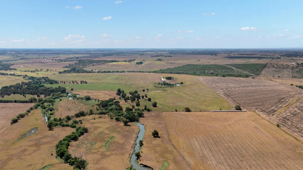 600 County Rd 447 Road Taylor, TX 76574
