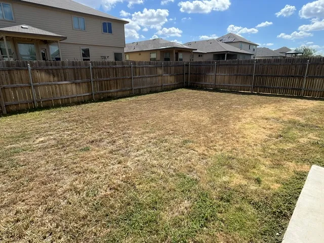 105 Guardian Angel Court Jarrell, TX 76537