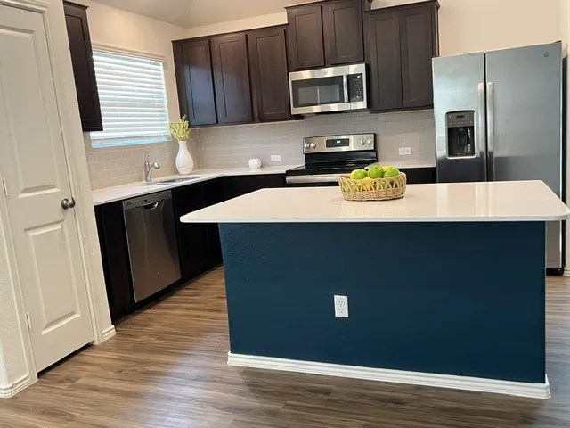 105 Guardian Angel Court Jarrell, TX 76537