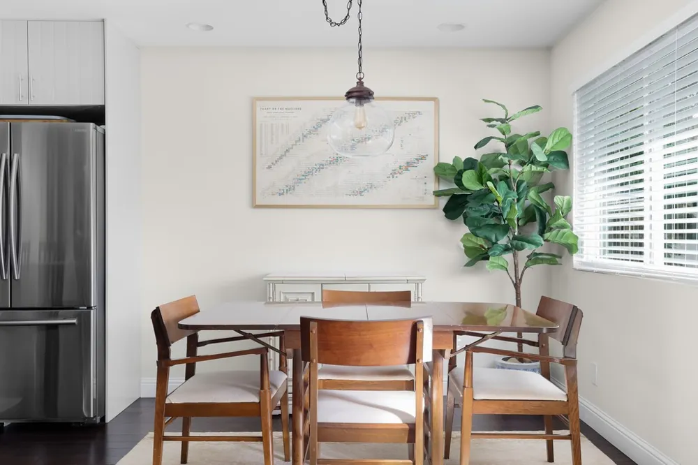 2505 Broken Oak Drive Austin, TX 78745
