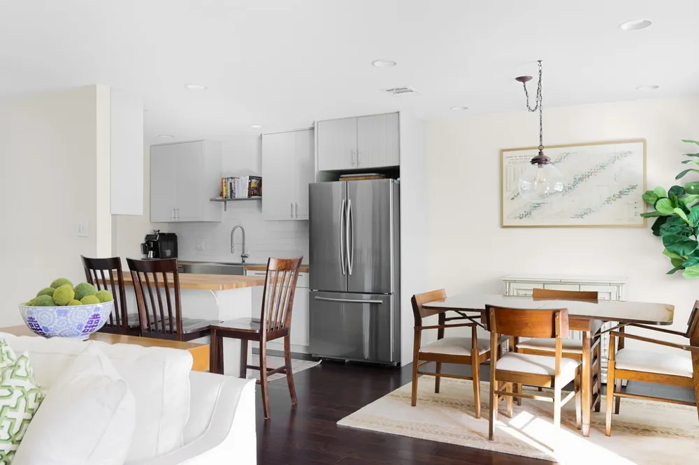 2505 Broken Oak Drive Austin, TX 78745