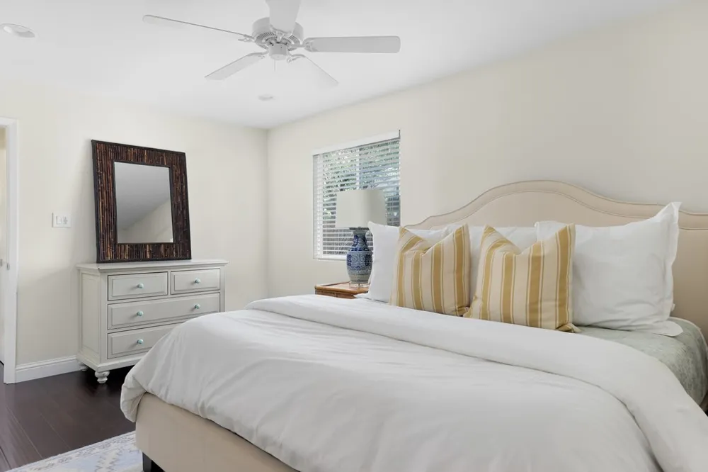 2505 Broken Oak Drive Austin, TX 78745