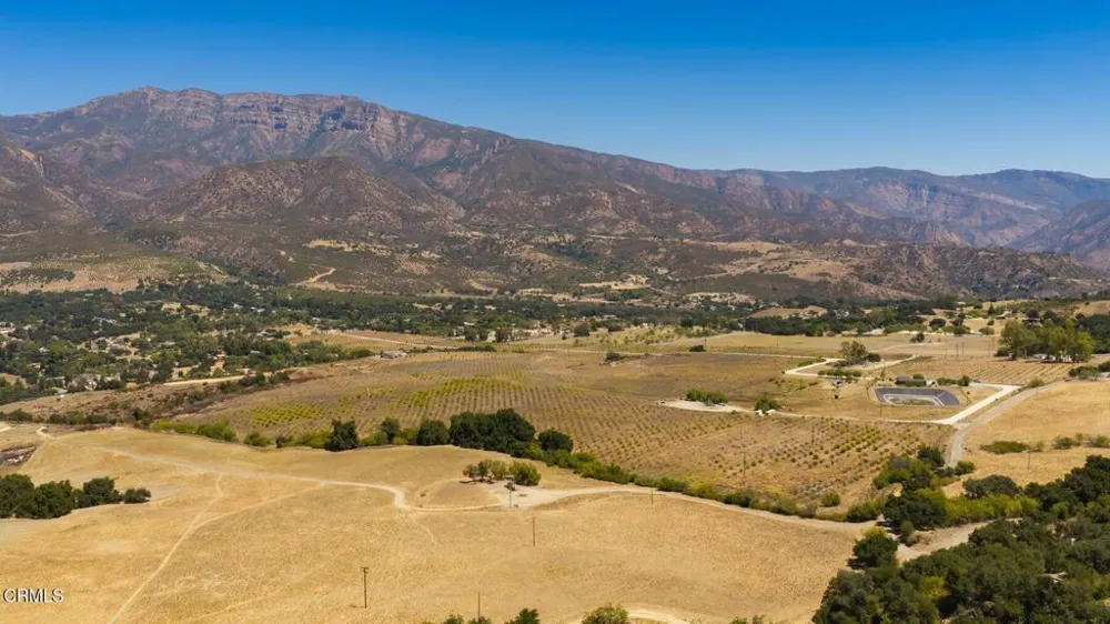 12400 Ojai Santa Paula Road Ojai, CA 93023