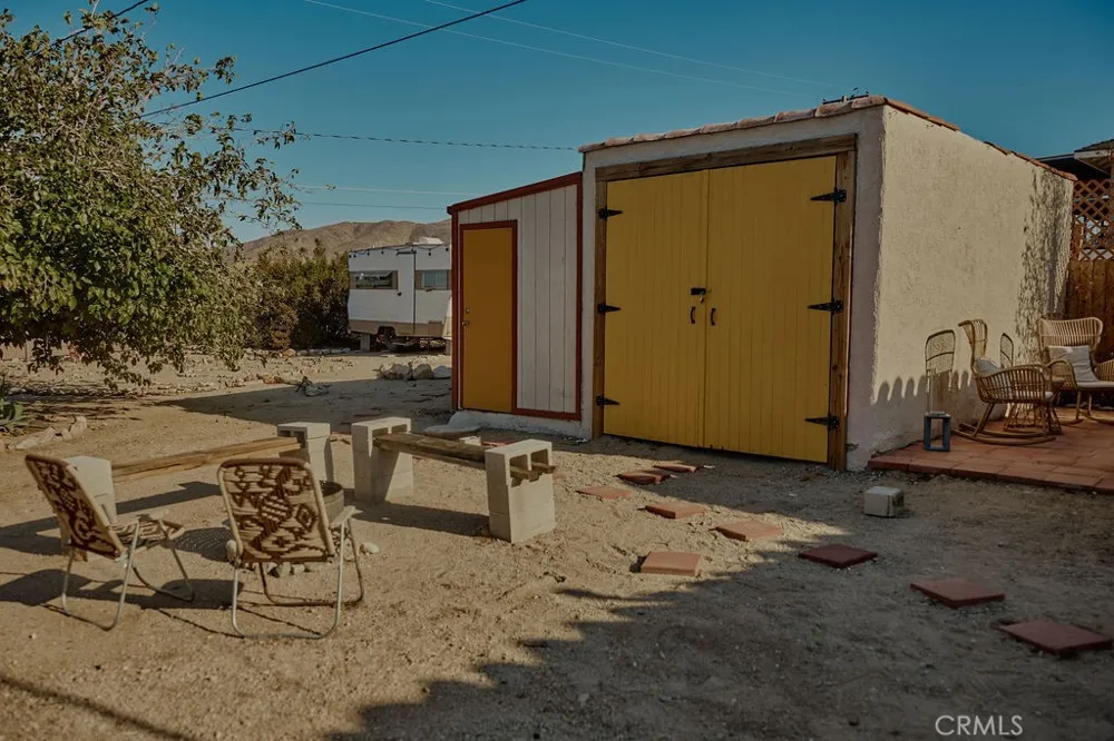7561 Saladin Avenue 29 Palms, CA 92277