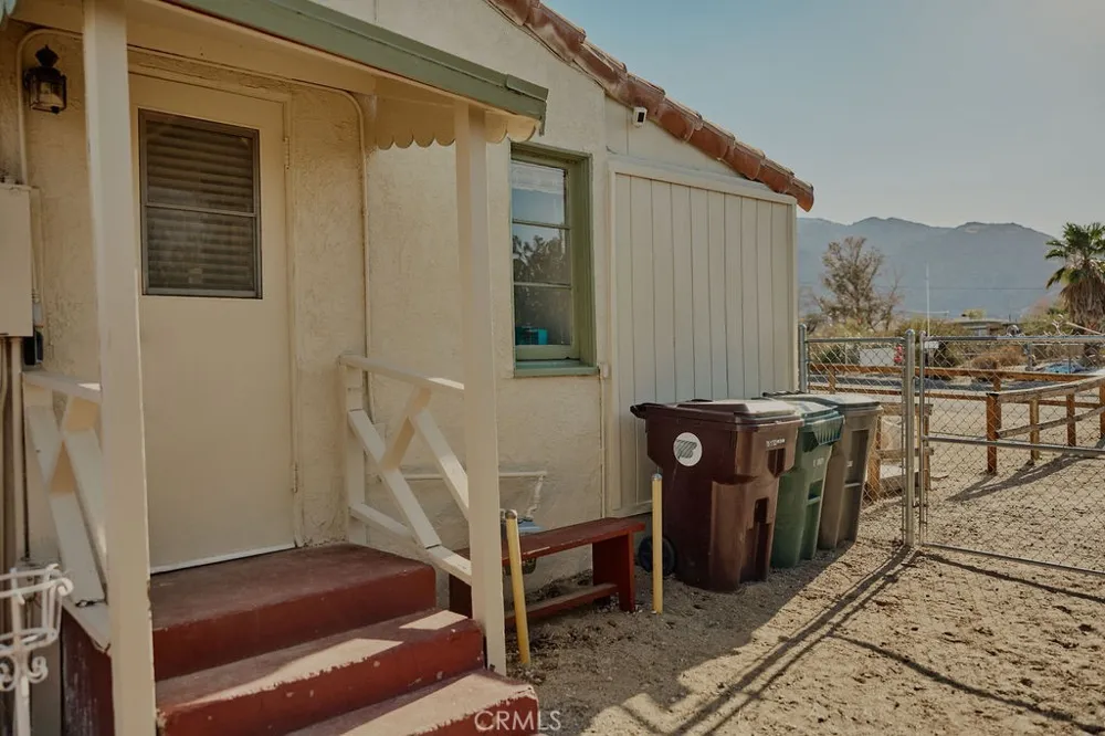 7561 Saladin Avenue 29 Palms, CA 92277