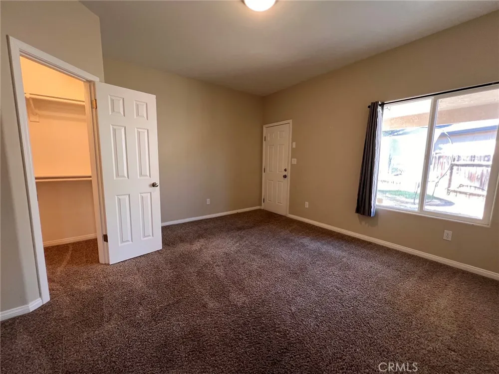 10106 Shoveldown Court Bakersfield, CA 93311