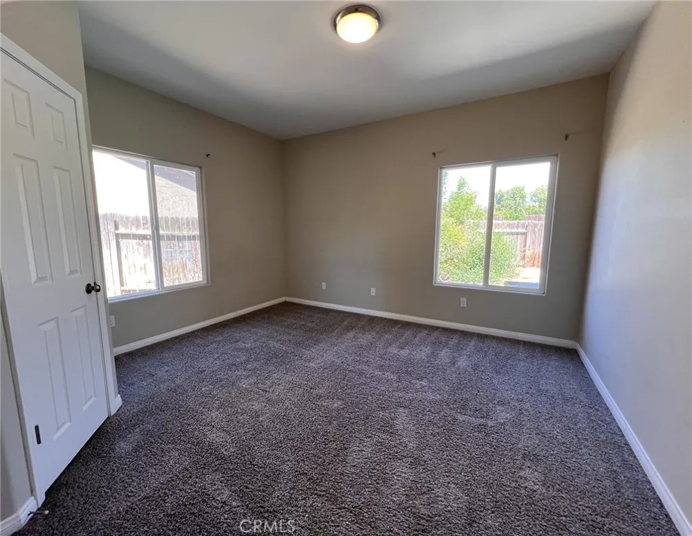 10106 Shoveldown Court Bakersfield, CA 93311