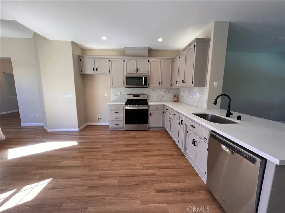 10106 Shoveldown Court Bakersfield, CA 93311