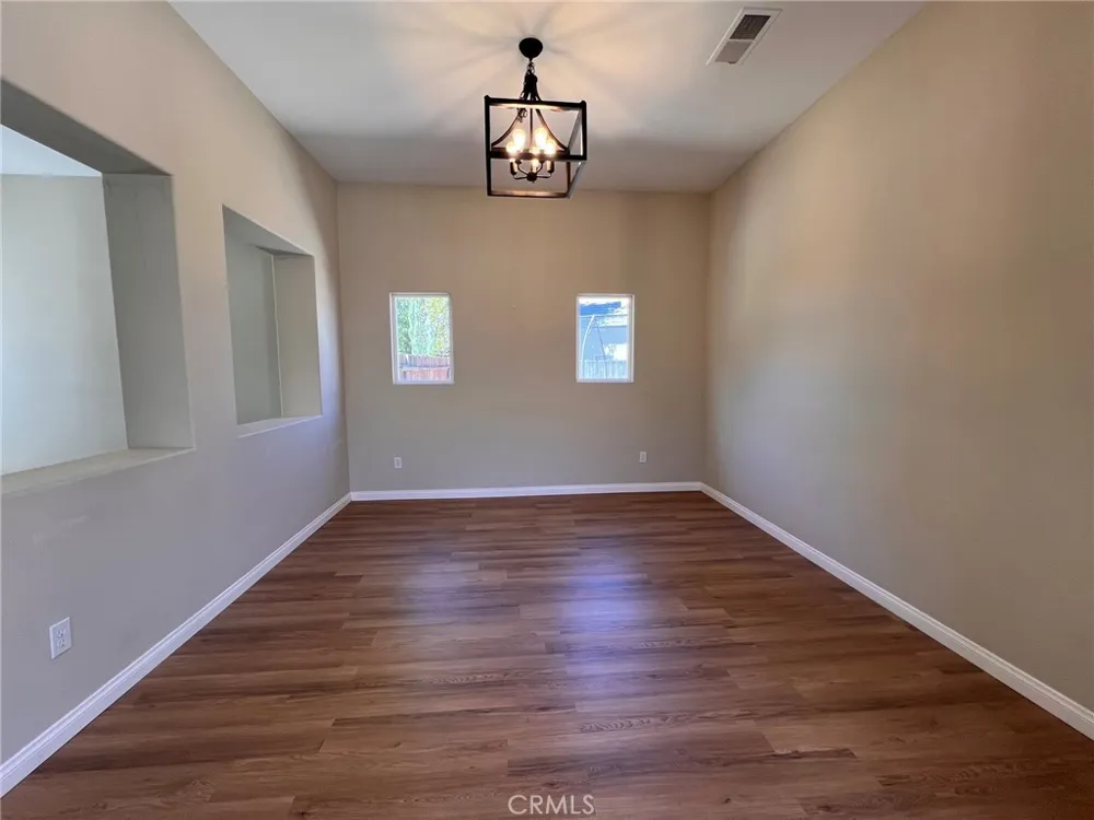 10106 Shoveldown Court Bakersfield, CA 93311