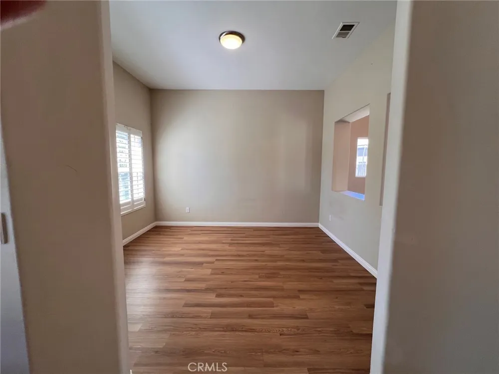 10106 Shoveldown Court Bakersfield, CA 93311
