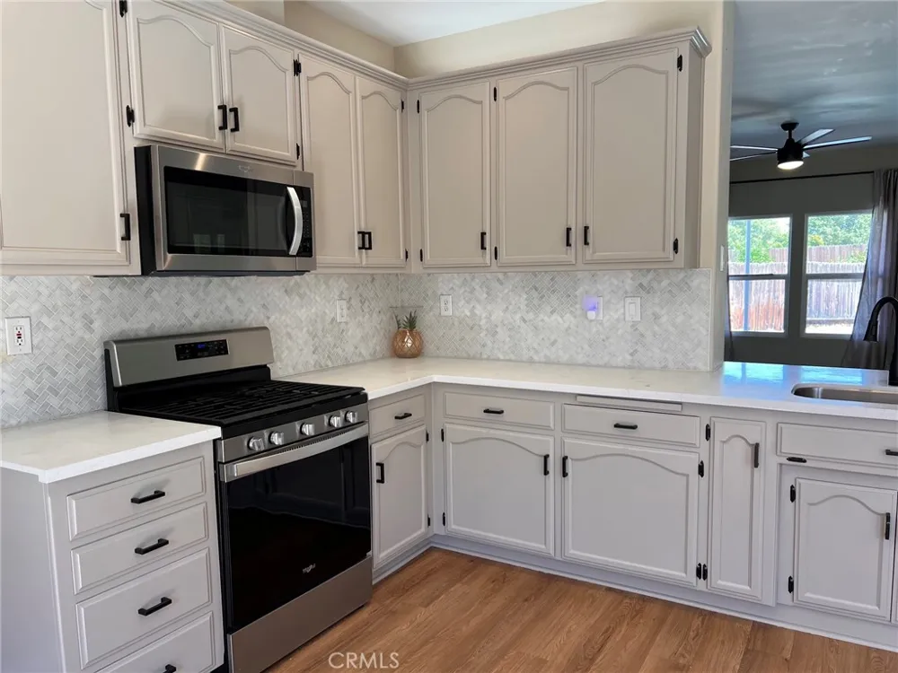 10106 Shoveldown Court Bakersfield, CA 93311