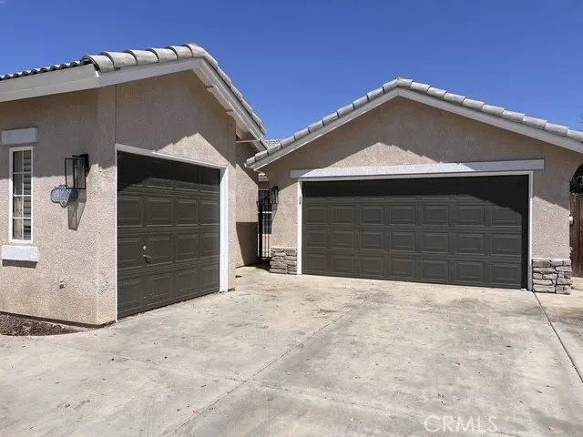 10106 Shoveldown Court Bakersfield, CA 93311