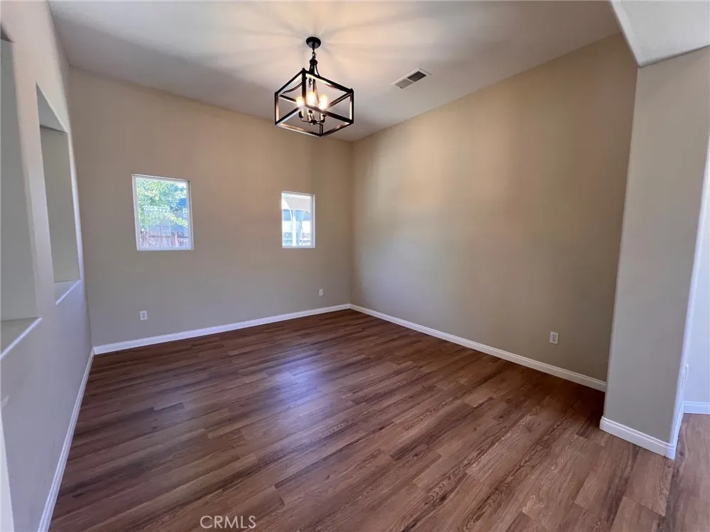 10106 Shoveldown Court Bakersfield, CA 93311
