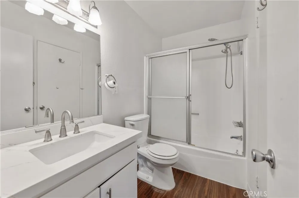 415 S Prospect Avenue #218 Redondo Beach, CA 90277